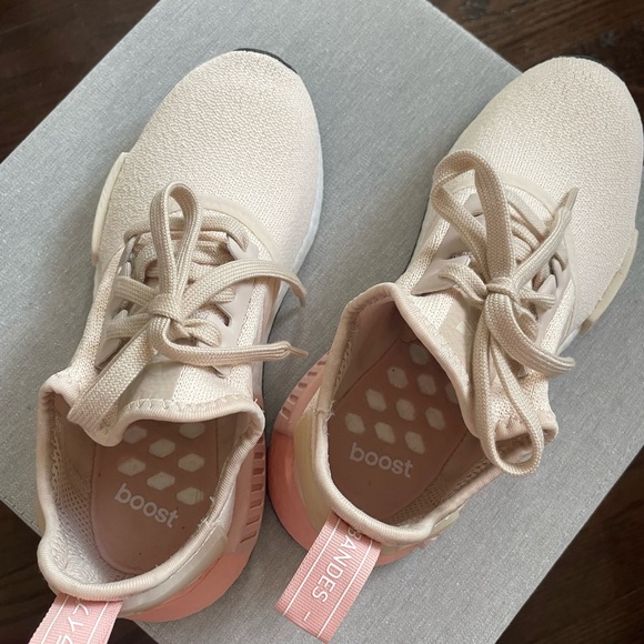 adidas NMD R1 Women’s in sz 6.5 - Picture 6 of 9